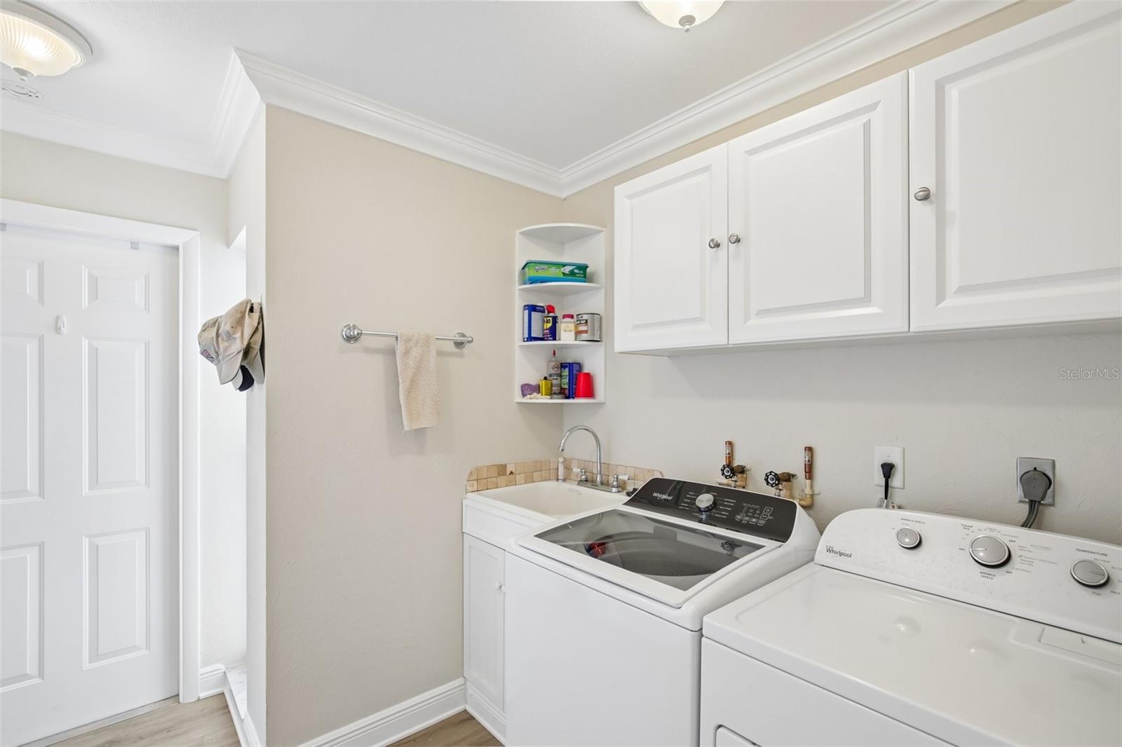 530 Magellan, Sarasota, FL 34243