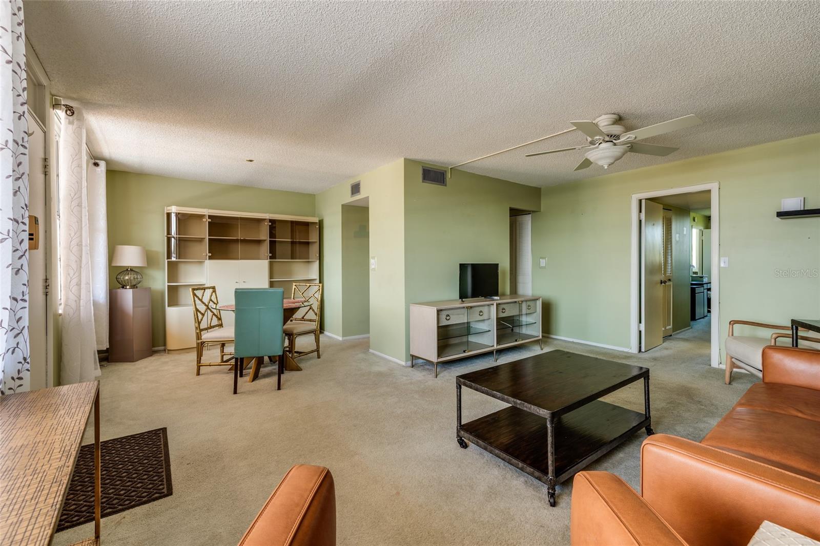 4915 Bay Unit 331, St Petersburg, FL 33703