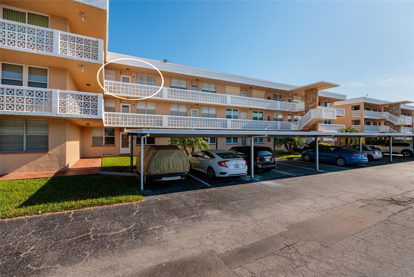 4915 Bay Unit 331, St Petersburg, FL 33703