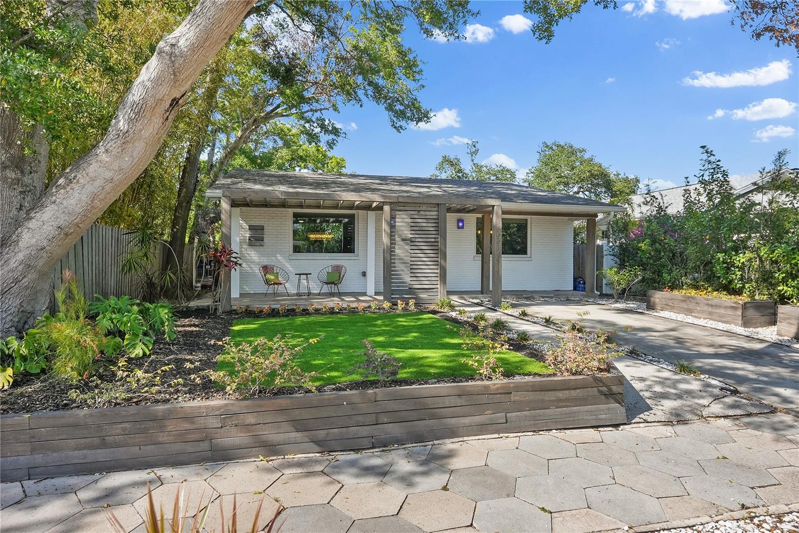 3027 Burlington, St Petersburg, FL 33713