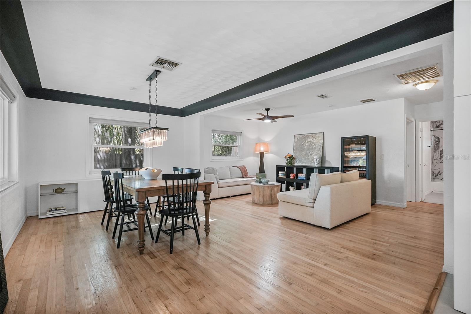 3027 Burlington, St Petersburg, FL 33713