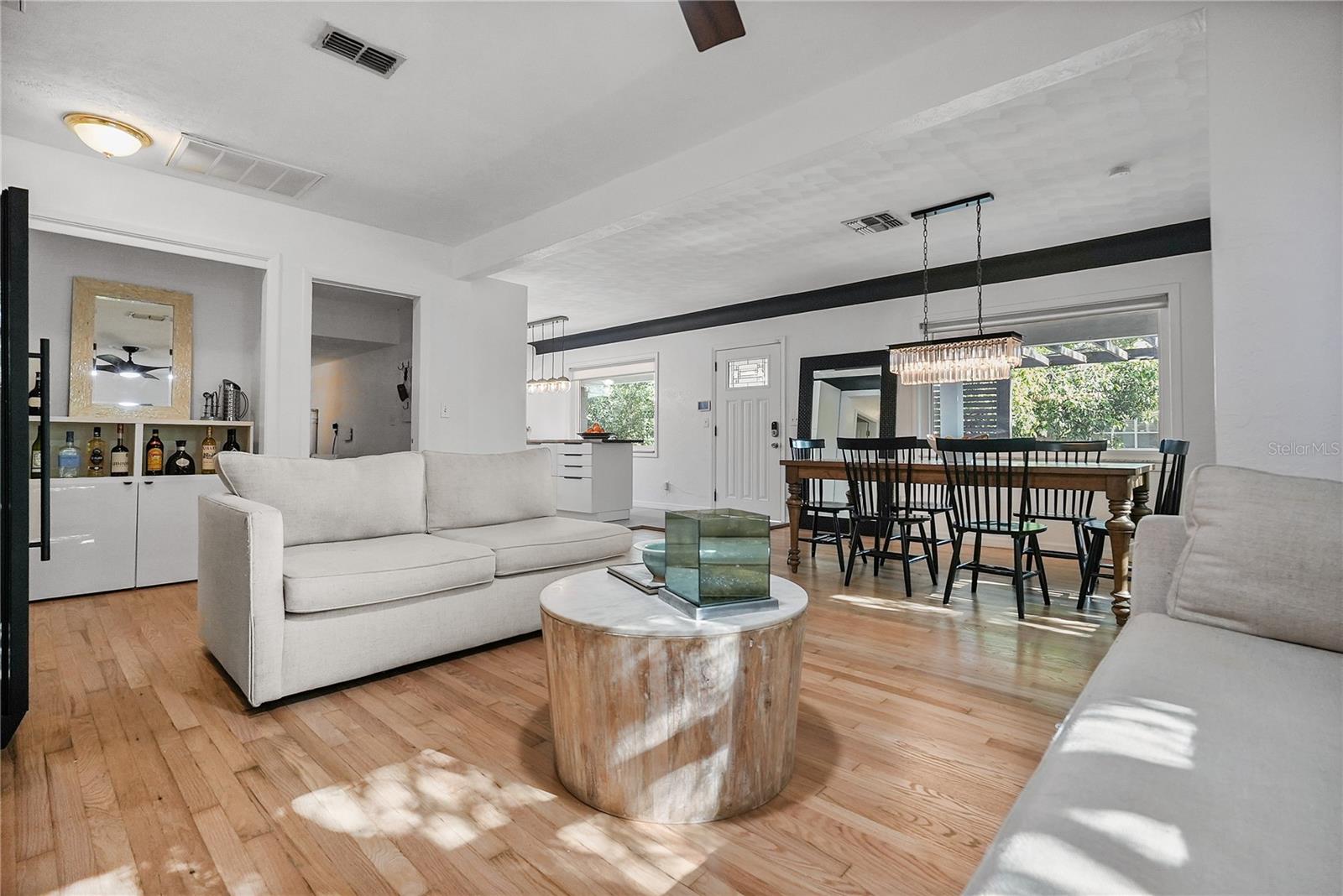 3027 Burlington, St Petersburg, FL 33713