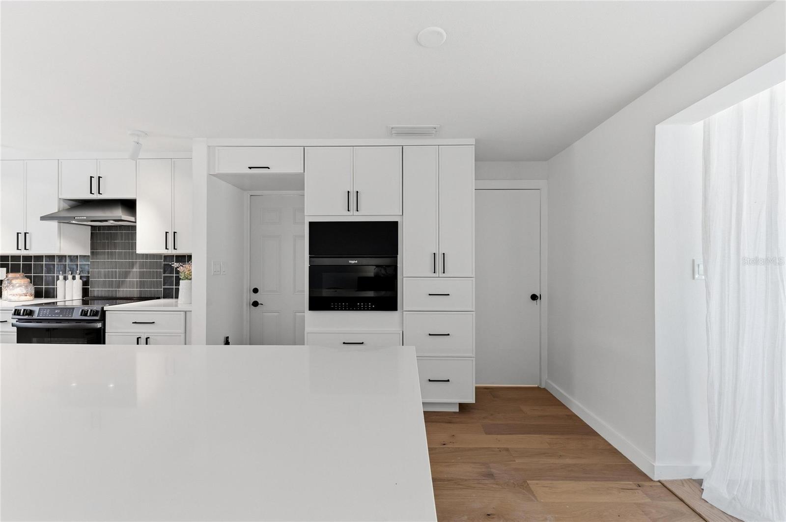 2513 Croton, Sarasota, FL 34239