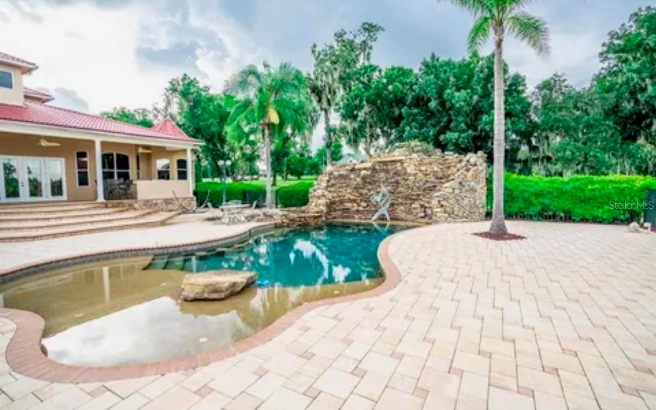 11715 Taylor, Thonotosassa, FL 33592