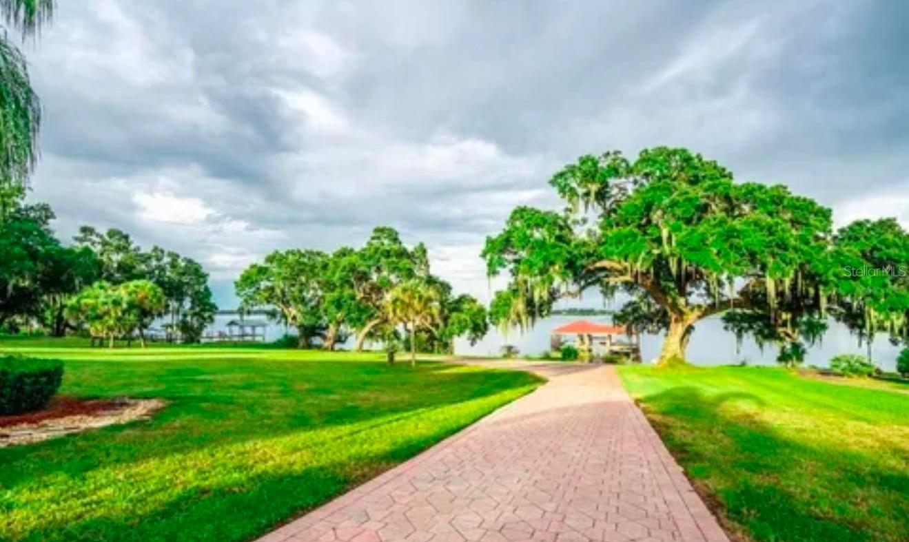 11715 Taylor, Thonotosassa, FL 33592