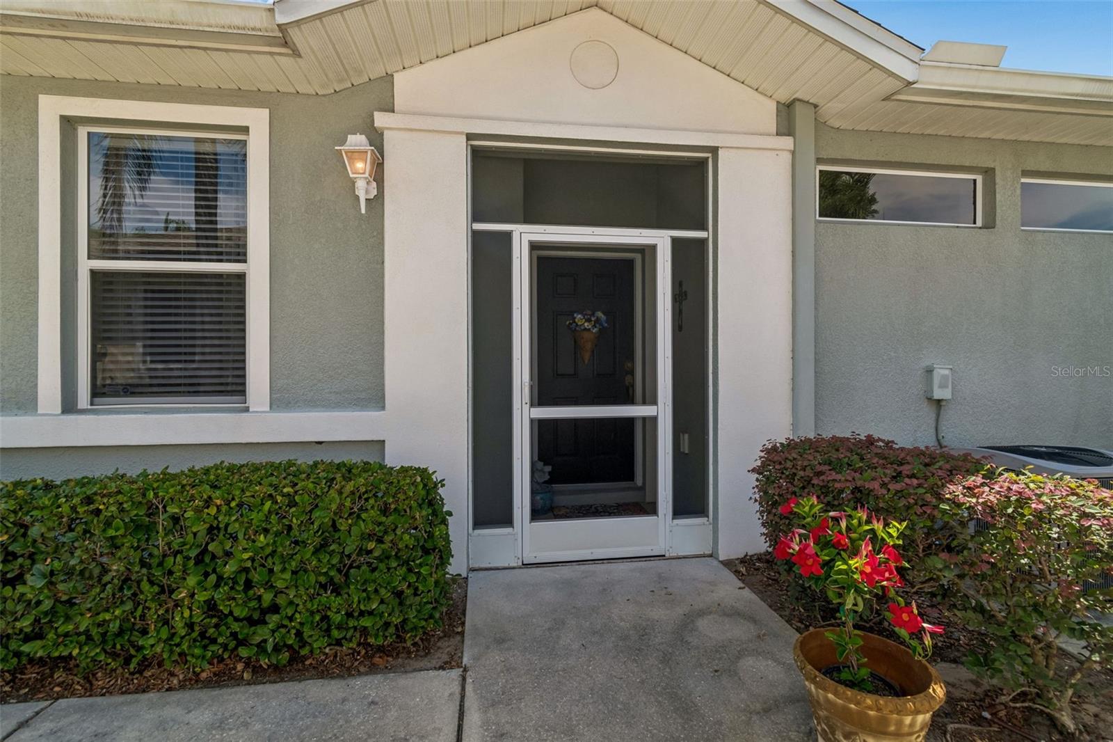 2011 Sifield Greens Way Unit 71, Sun City Center, FL 33573