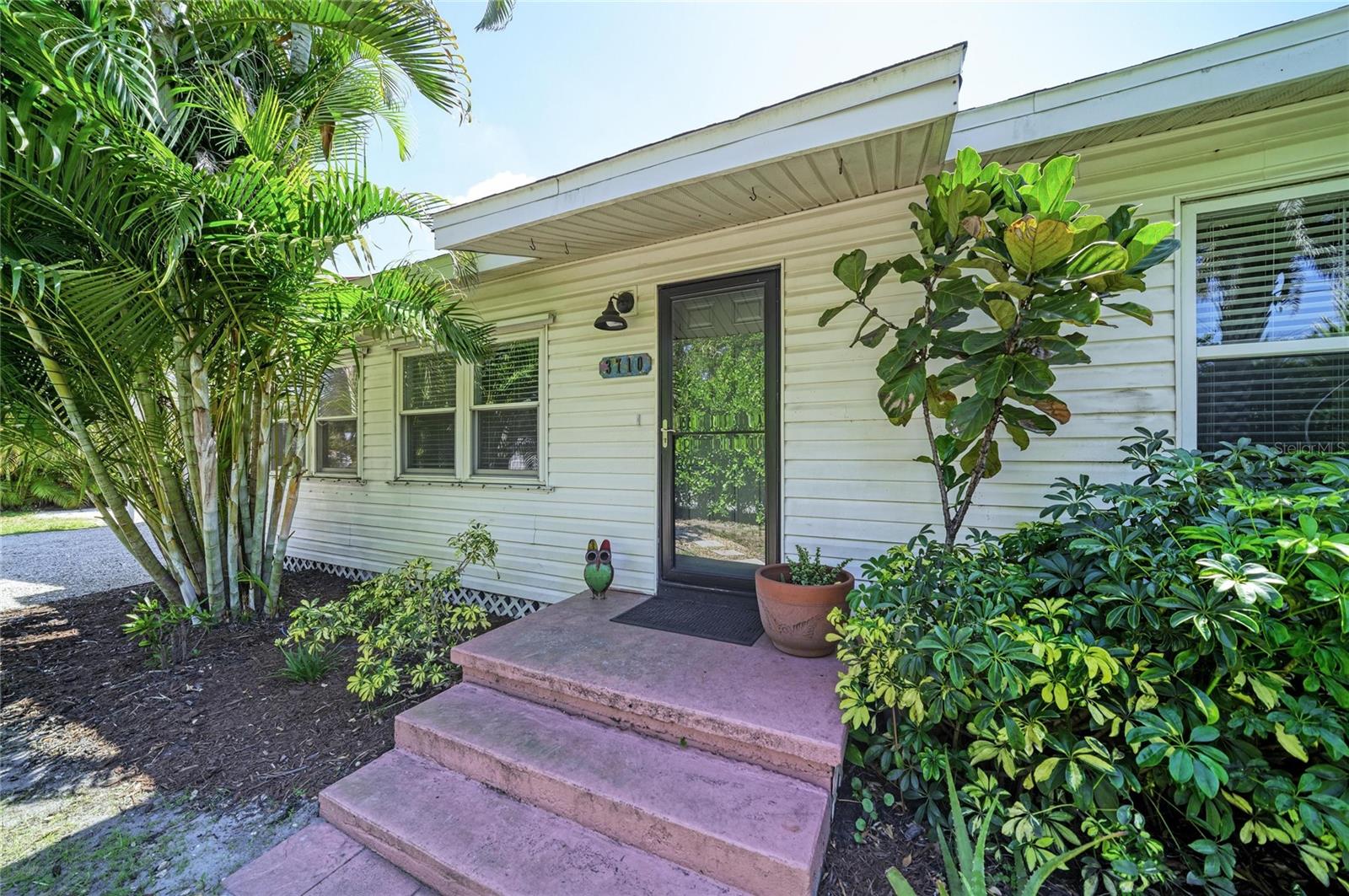 3710 Rilma, Sarasota, FL 34234