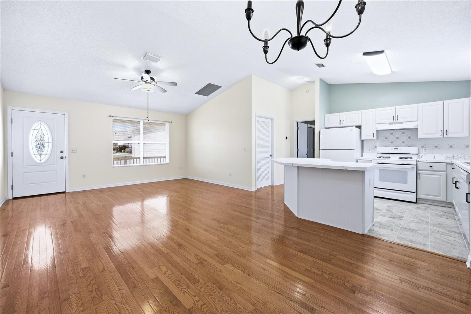 17705 93rd Hawthorne, The Villages, FL 32162