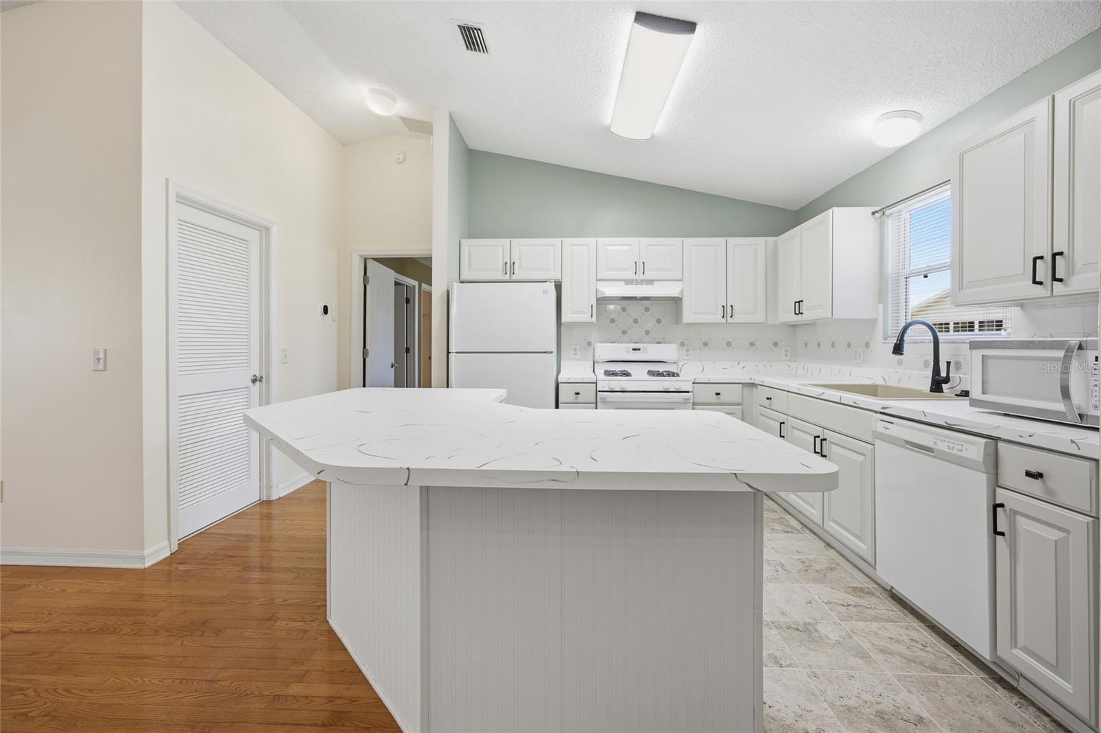 17705 93rd Hawthorne, The Villages, FL 32162