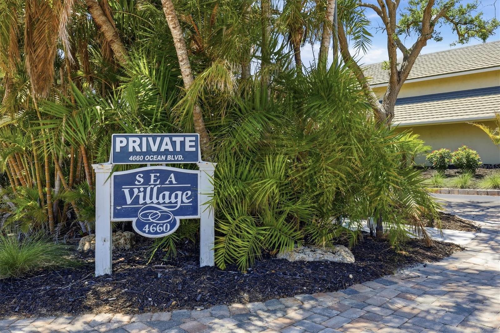 4660 Ocean Unit Q2, Sarasota, FL 34242