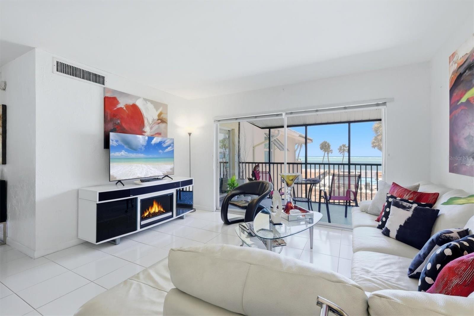 4660 Ocean Unit Q2, Sarasota, FL 34242