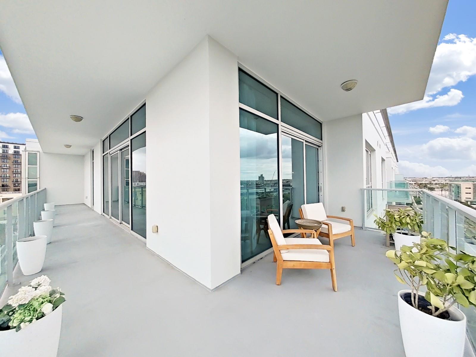 912 Channelside Unit 2805, Tampa, FL 33602