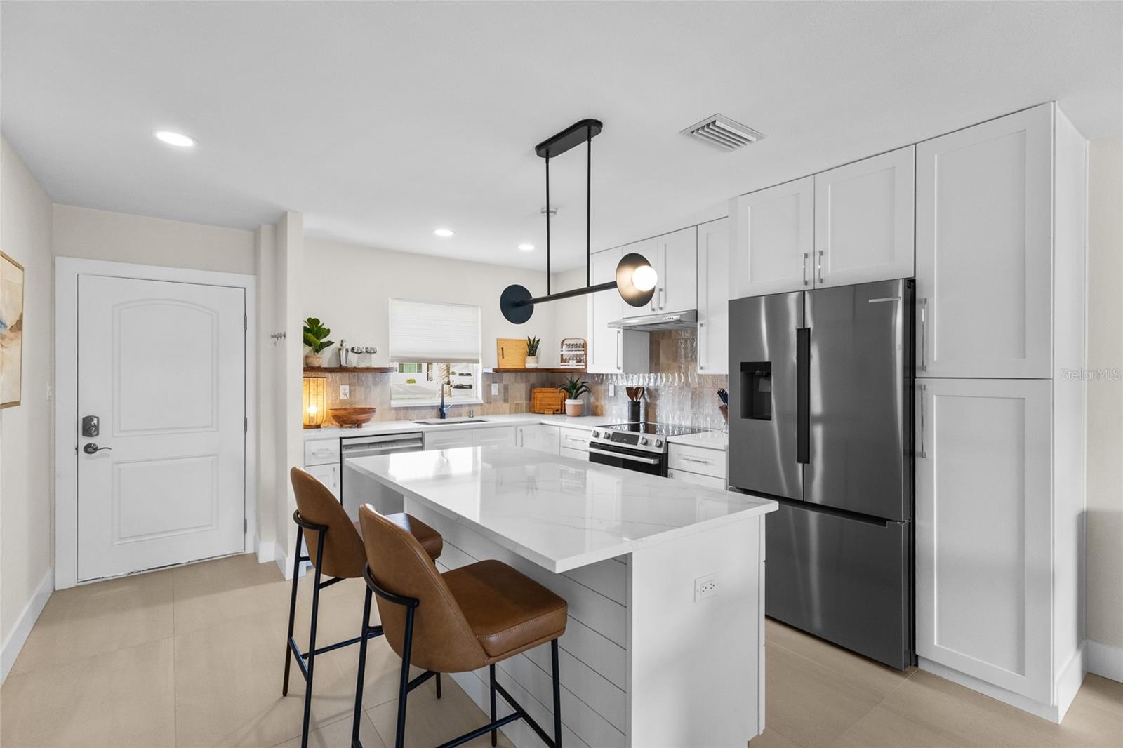 3330 Gulf of Mexico Unit 107d, Longboat Key, FL 34228