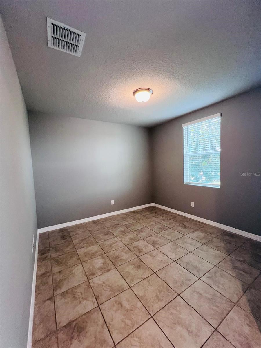 560 Jerry Ln, Haines City, FL 33844