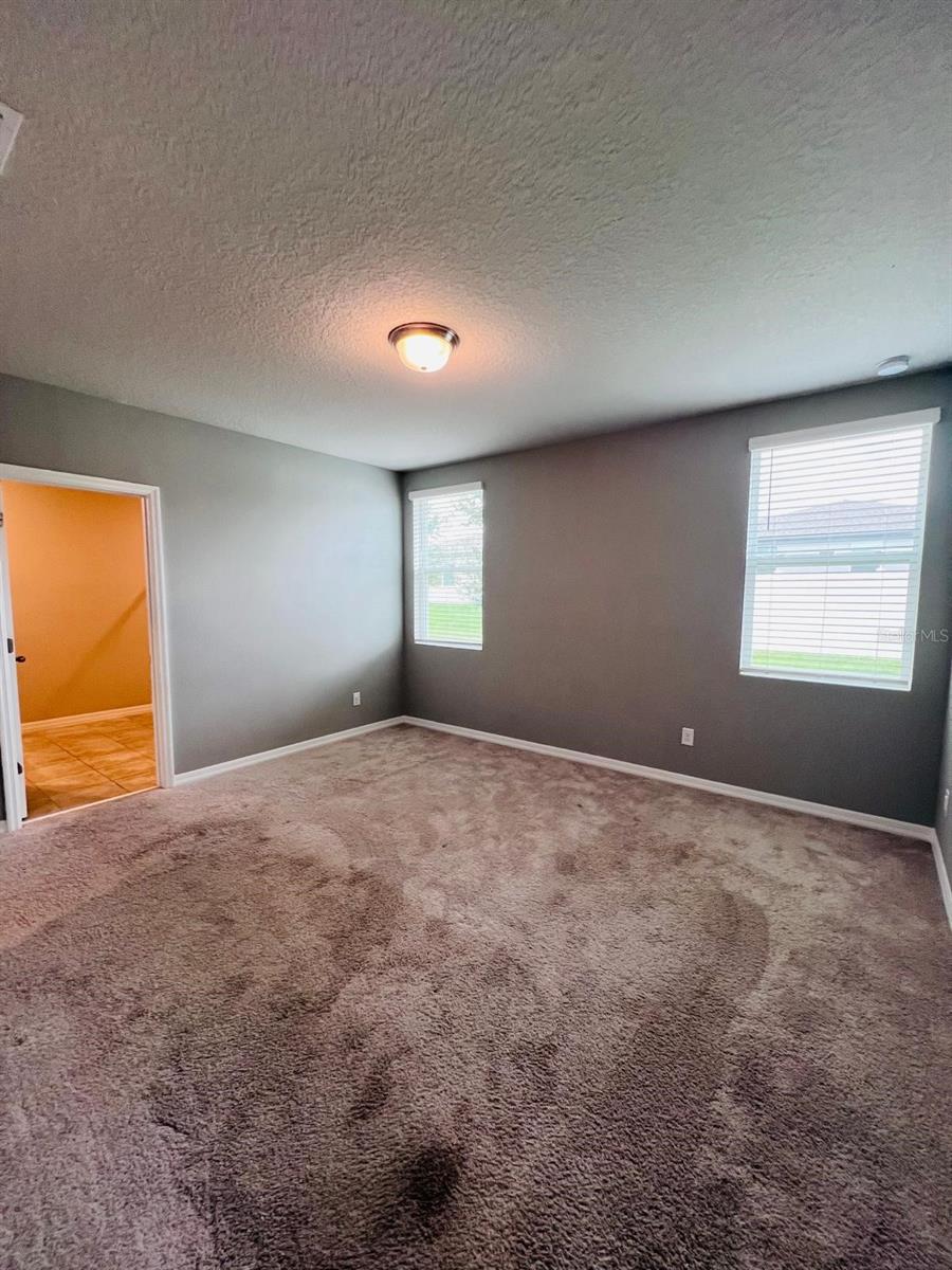560 Jerry Ln, Haines City, FL 33844