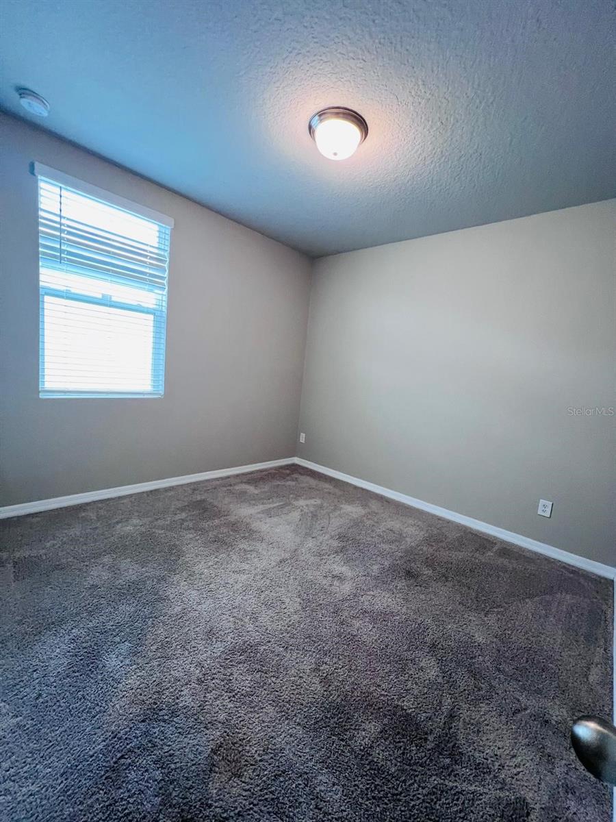 560 Jerry Ln, Haines City, FL 33844