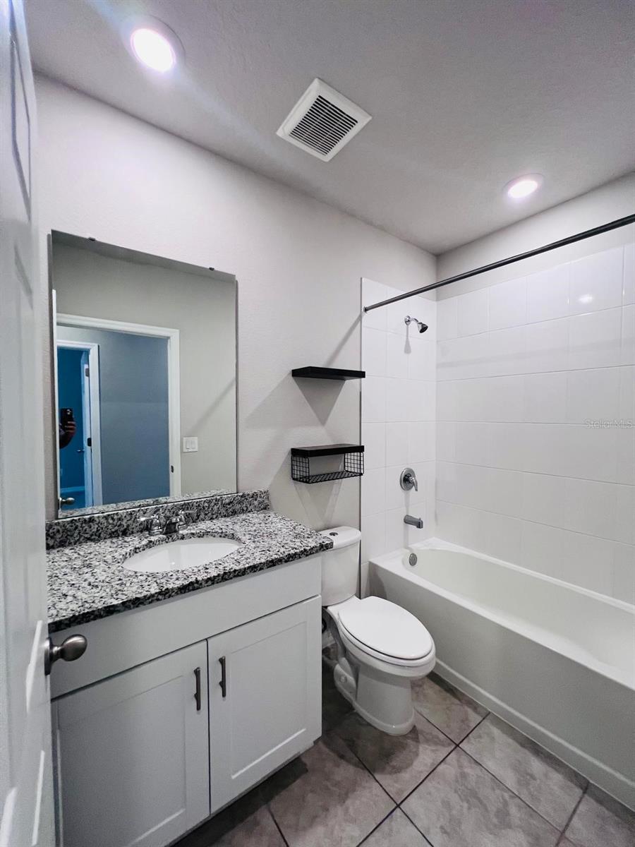 560 Jerry Ln, Haines City, FL 33844