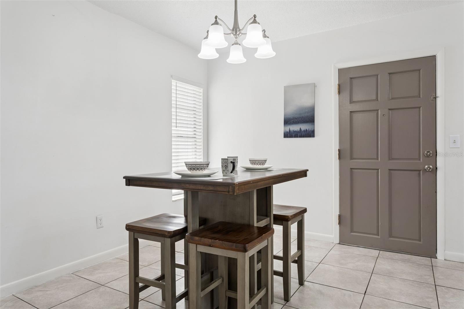 8303 Temple Park, Tampa, FL 33637