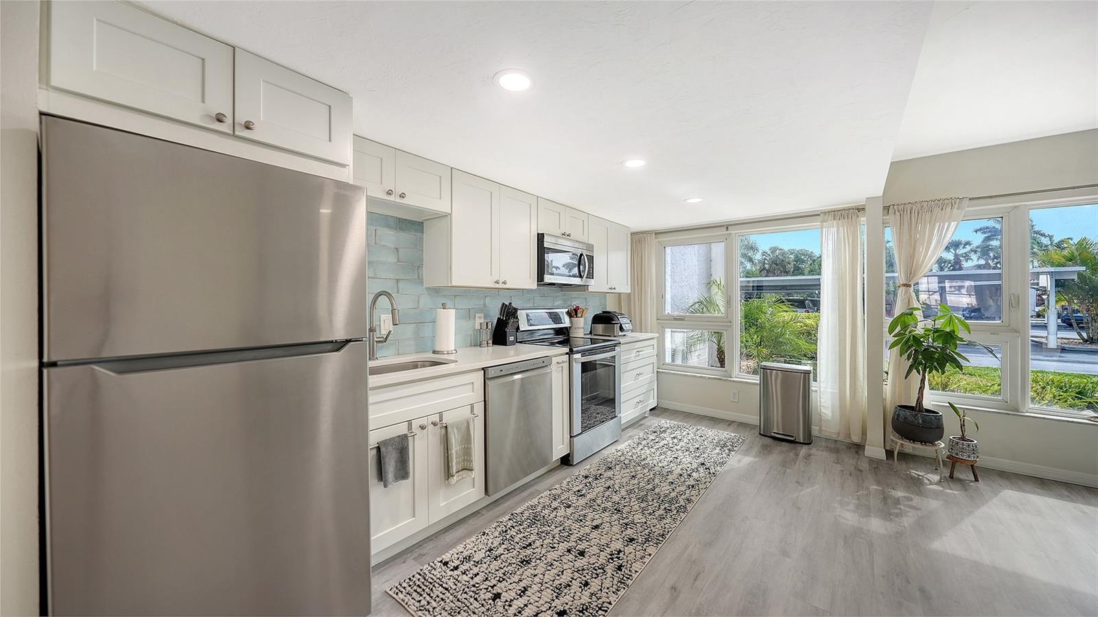 1100 Imperial Unit 108, Sarasota, FL 34236