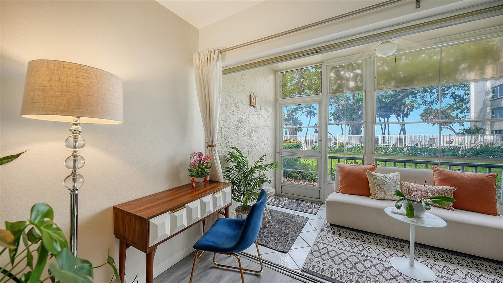 1100 Imperial Unit 108, Sarasota, FL 34236