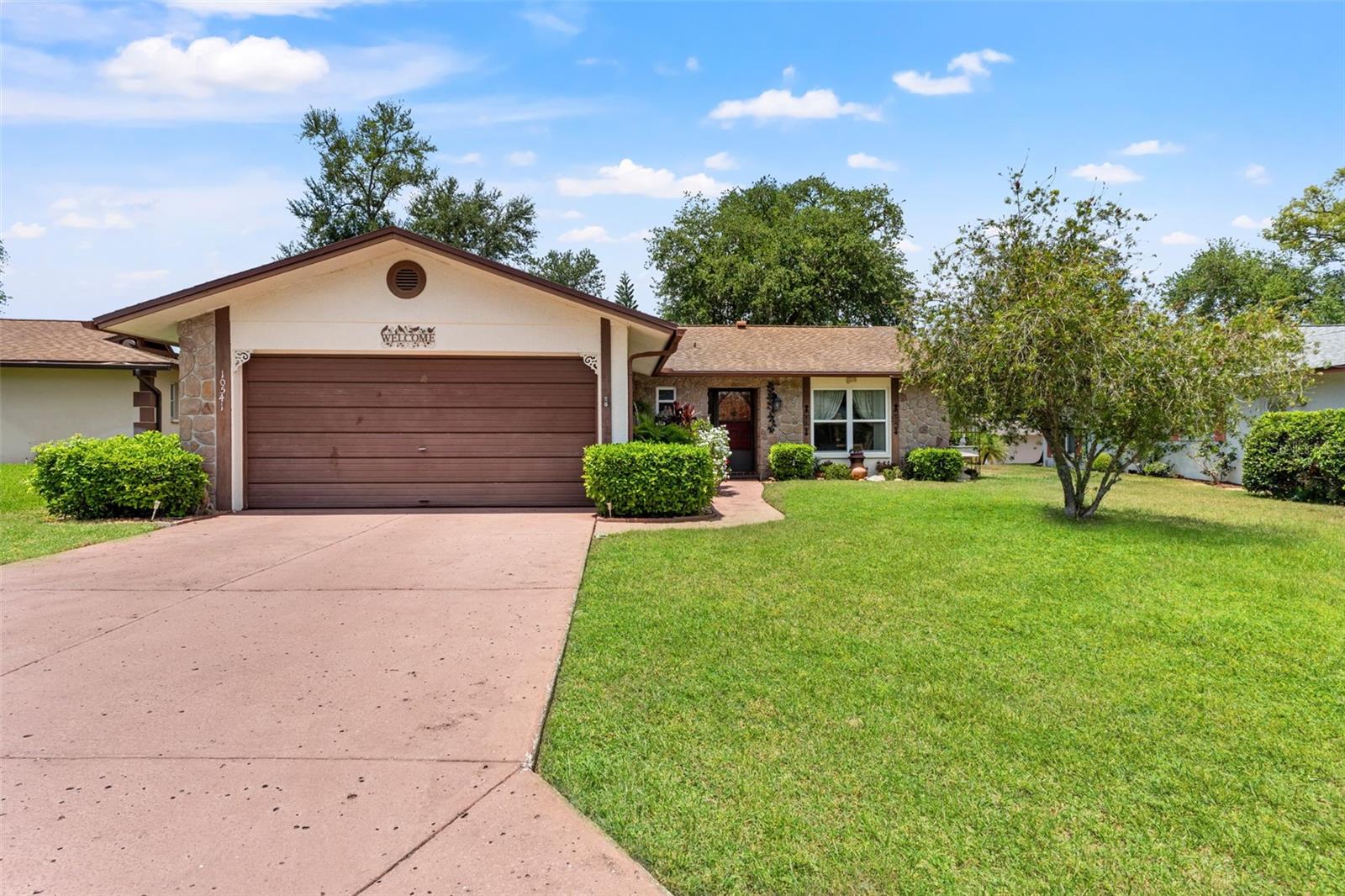 10541 Green Meadow, Port Richey, FL 34668