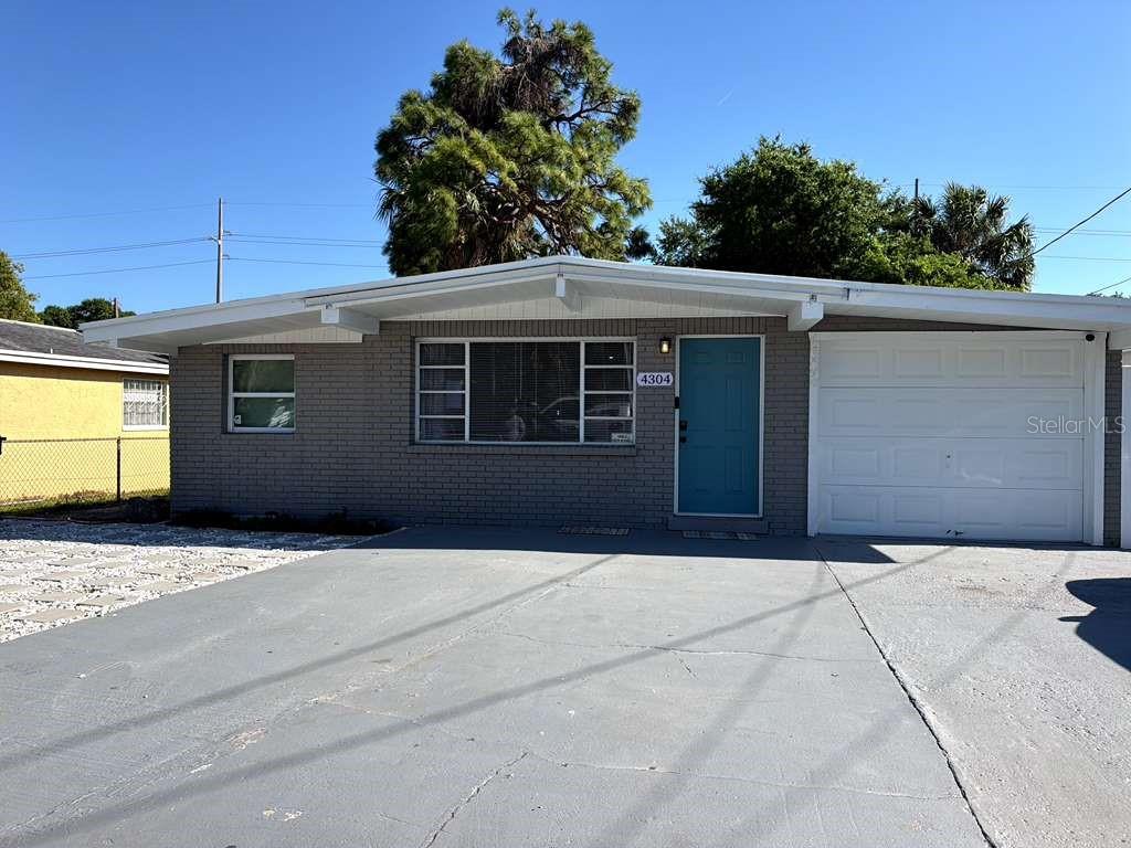 4304 Arch, Tampa, FL 33607