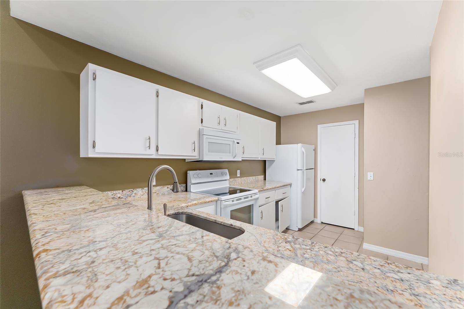4700 Archer Unit 13, Gainesville, FL 32608