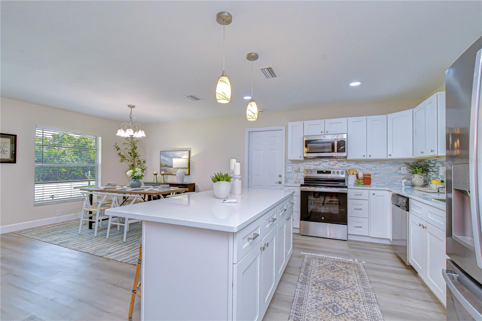 2167 Lakeview, Clearwater, FL 33764