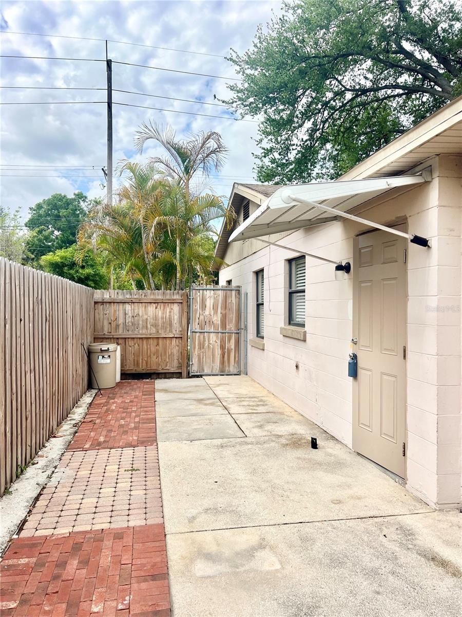 3110 Ivy, Tampa, FL 33607