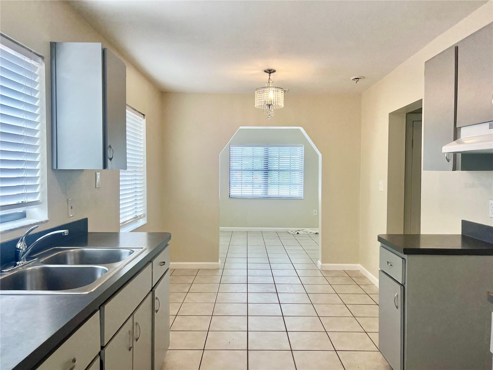 3110 Ivy, Tampa, FL 33607