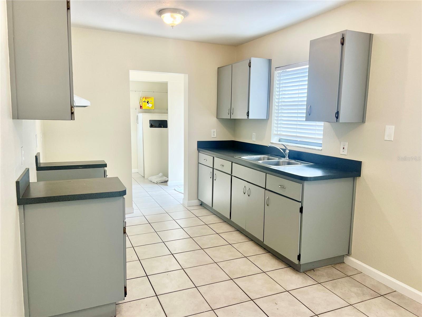 3110 Ivy, Tampa, FL 33607