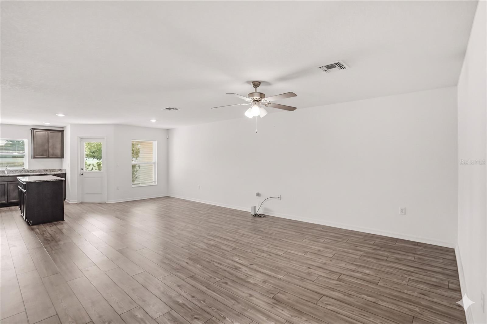 1758 Withernsea, Tavares, FL 32778