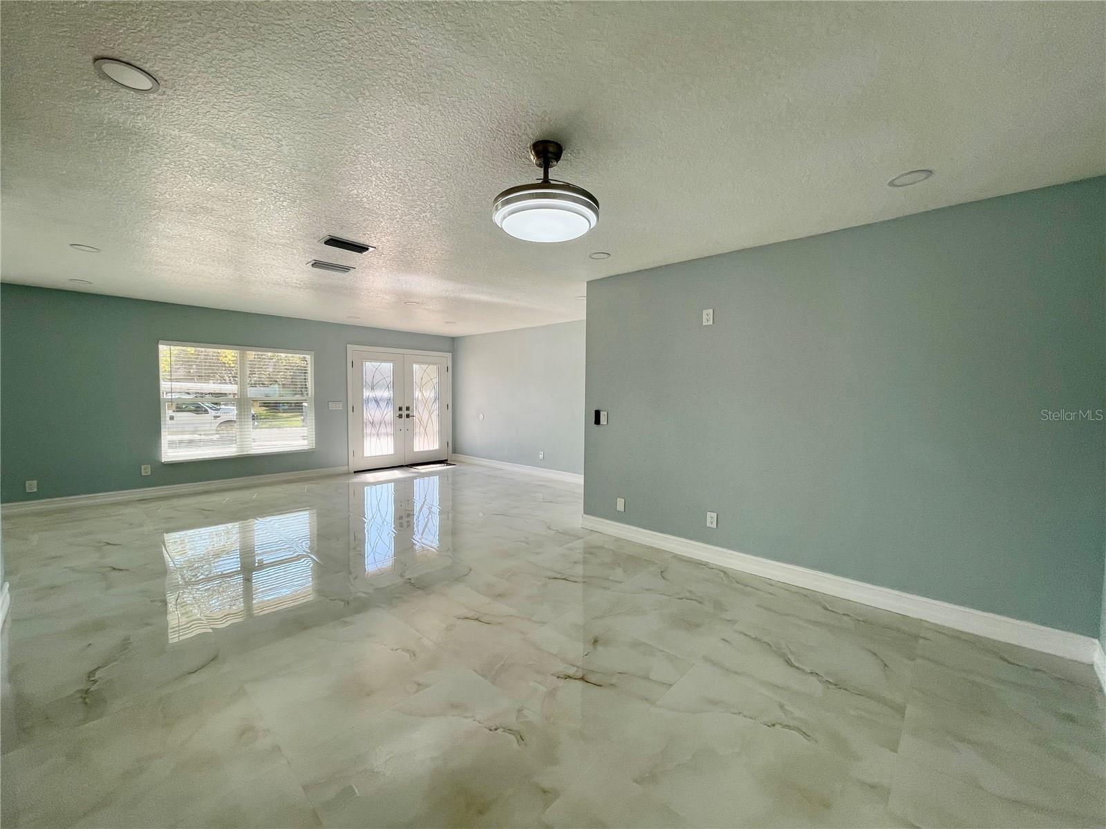 8503 Woodwick, Tampa, FL 33615