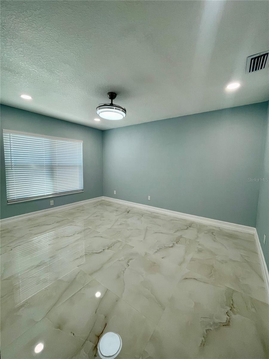 8503 Woodwick, Tampa, FL 33615