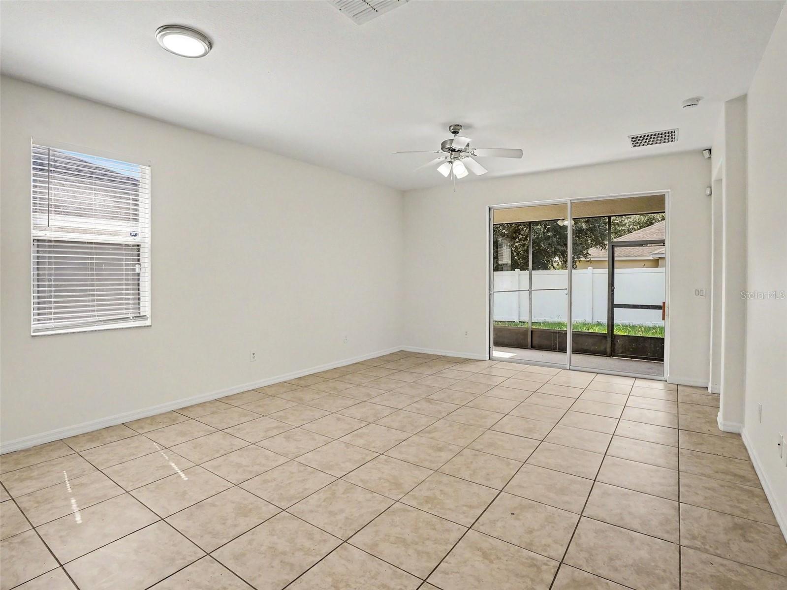 1942 Beardsley, Apopka, FL 32703