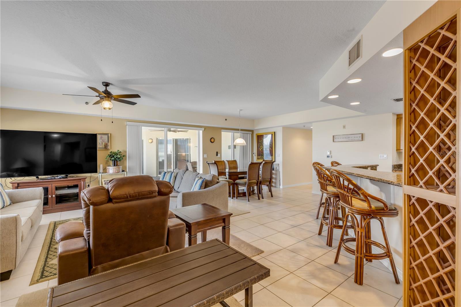 5300 Atlantic Unit 8-601, New Smyrna Beach, FL 32169