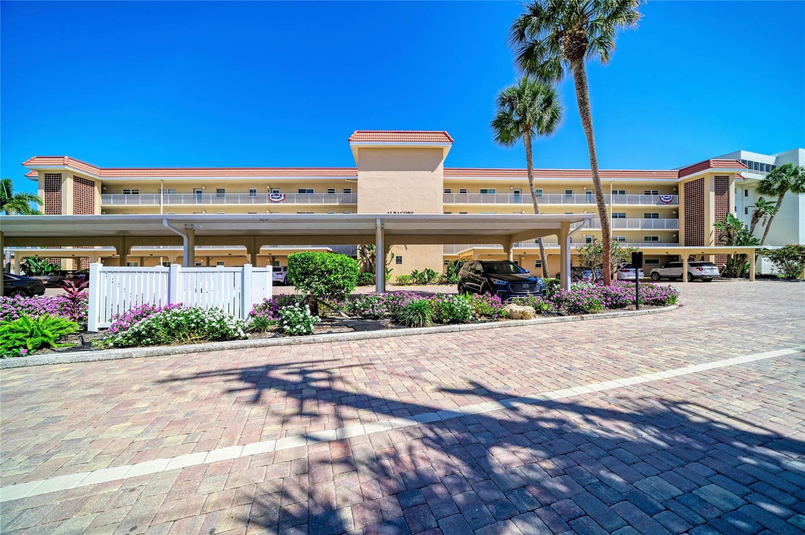 1257 Portofino Unit 104, Sarasota, FL 34242