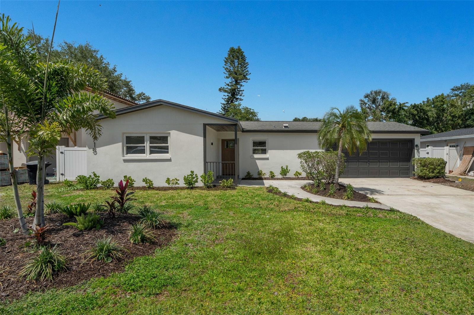 1715 Delaware, St Petersburg, FL 33703