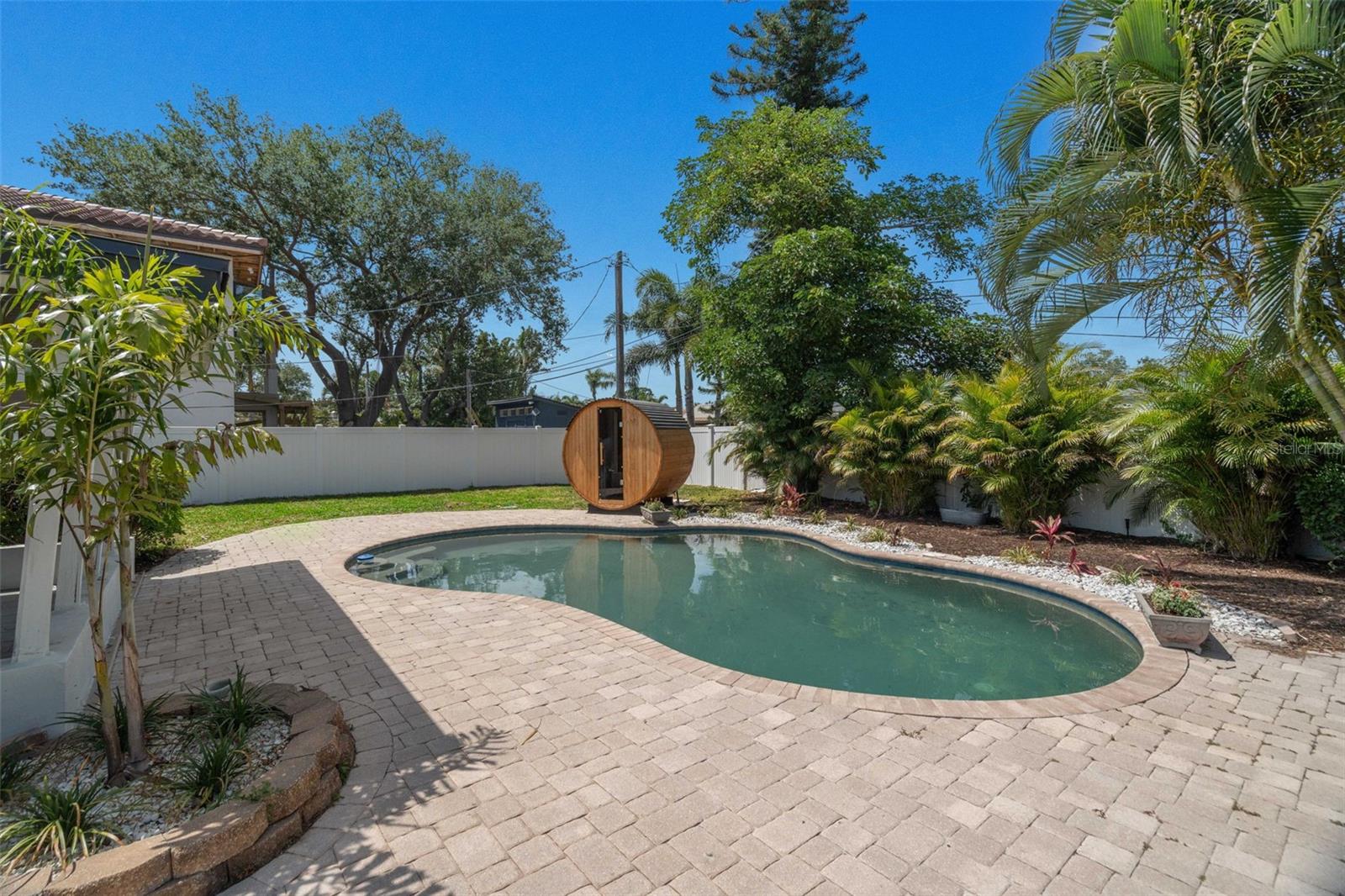1715 Delaware, St Petersburg, FL 33703
