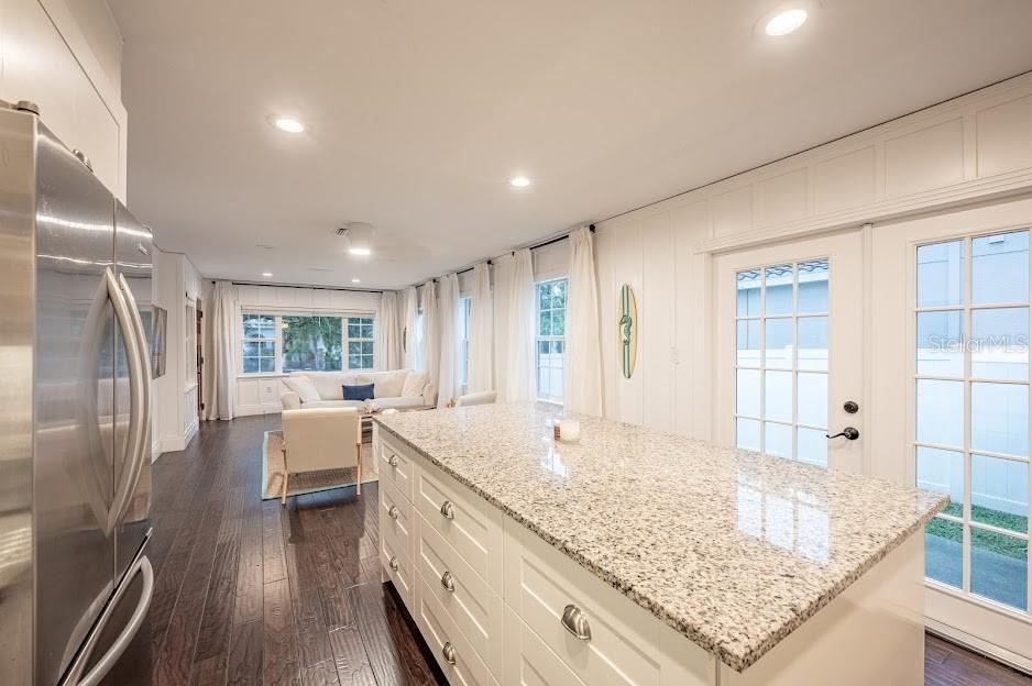 1837 Worrington, Sarasota, FL 34231