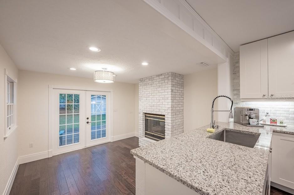 1837 Worrington, Sarasota, FL 34231