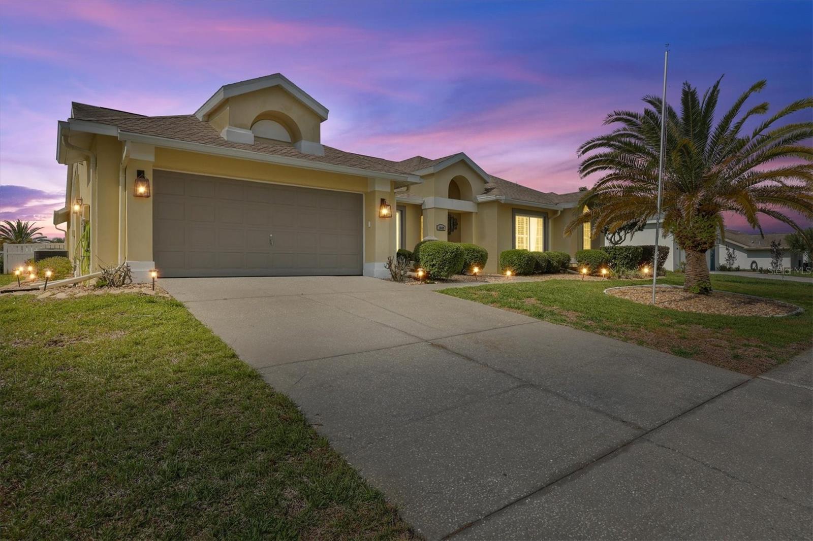 1049 Larkin, Spring Hill, FL 34608