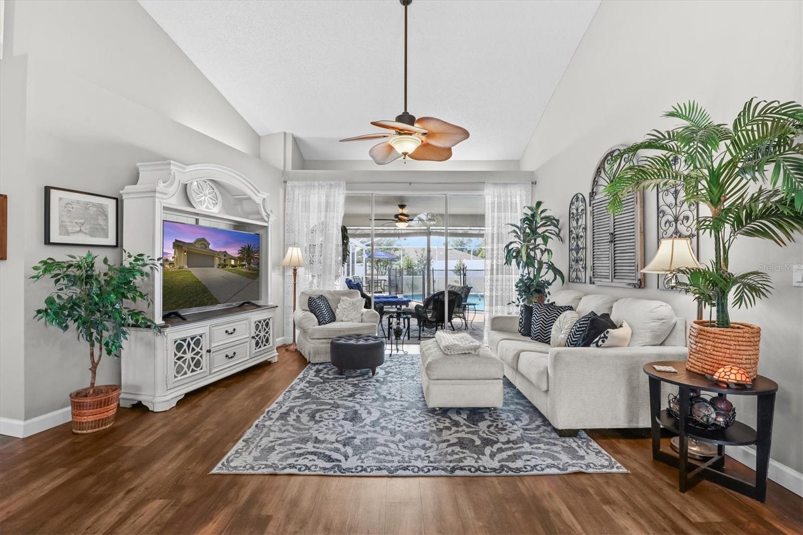 1049 Larkin, Spring Hill, FL 34608
