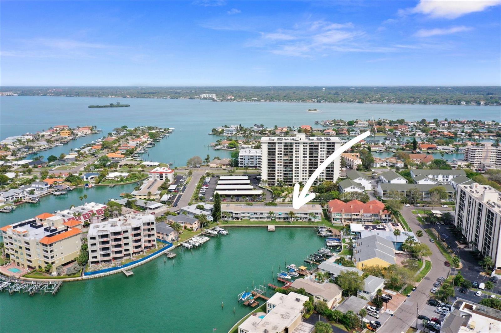 400 Larboard Unit 103, Clearwater Beach, FL 33767