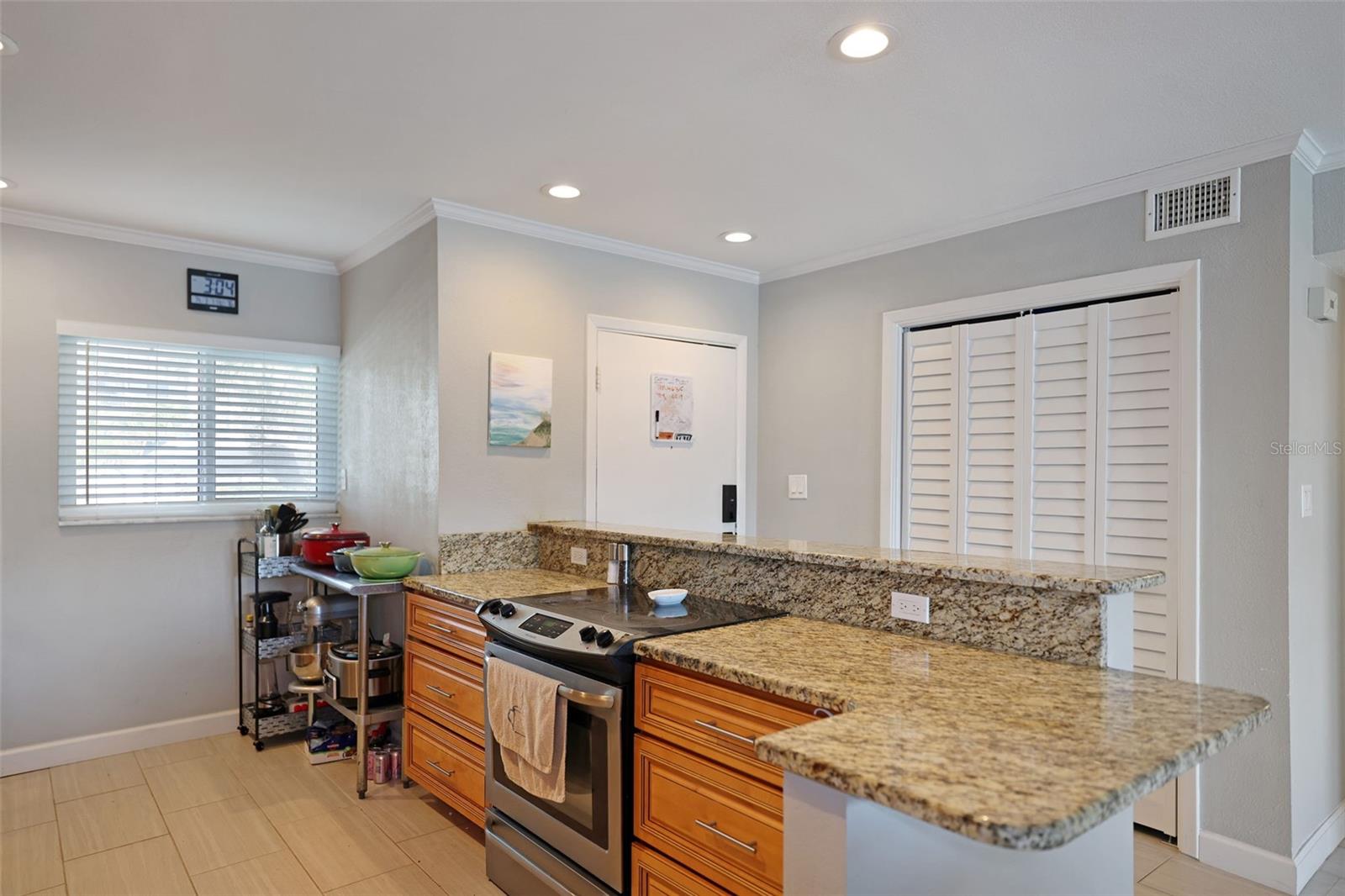 400 Larboard Unit 103, Clearwater Beach, FL 33767