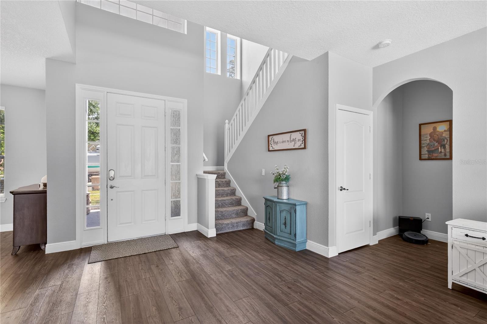 23626 Valderama, Sorrento, FL 32776