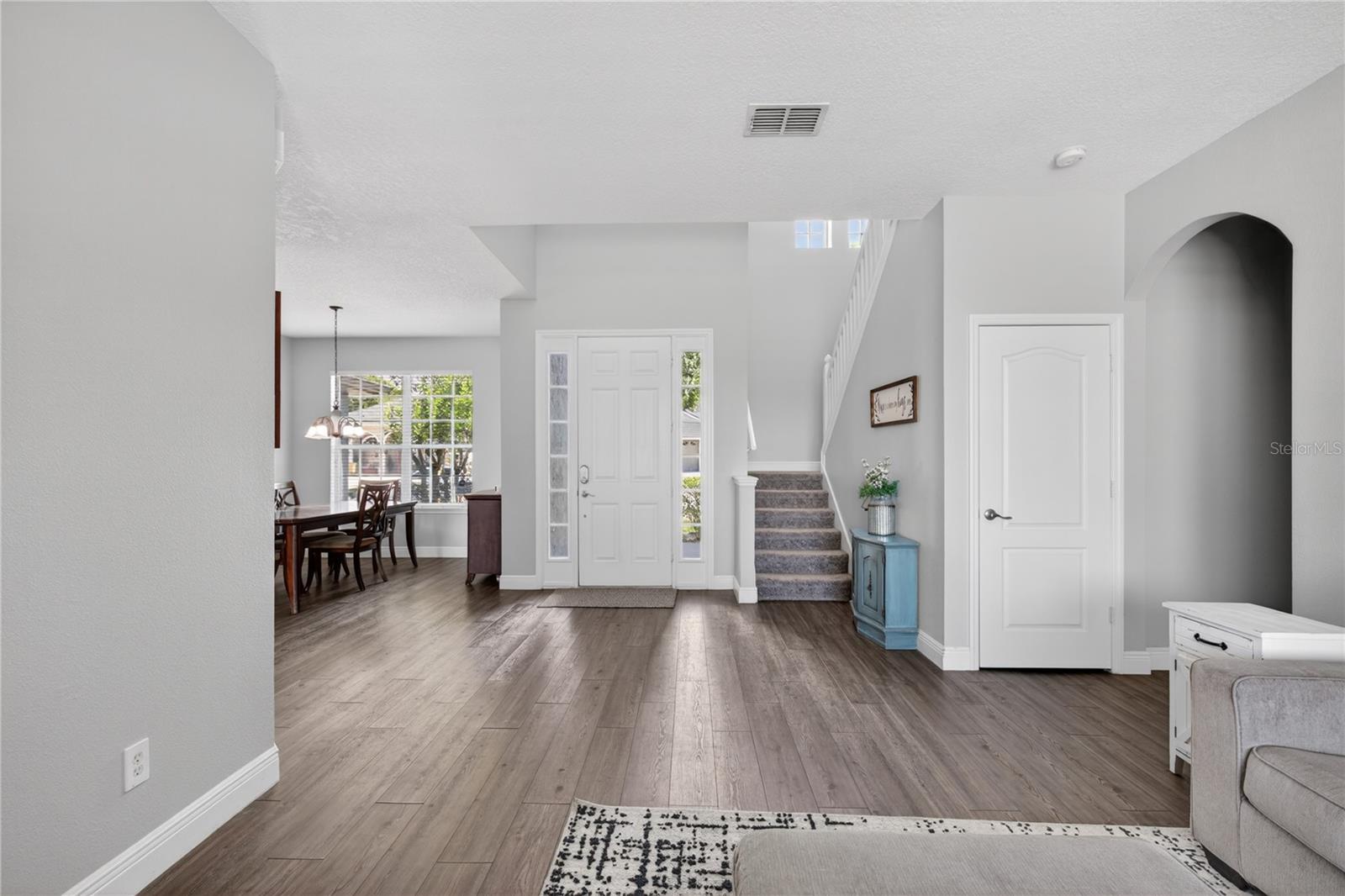 23626 Valderama, Sorrento, FL 32776