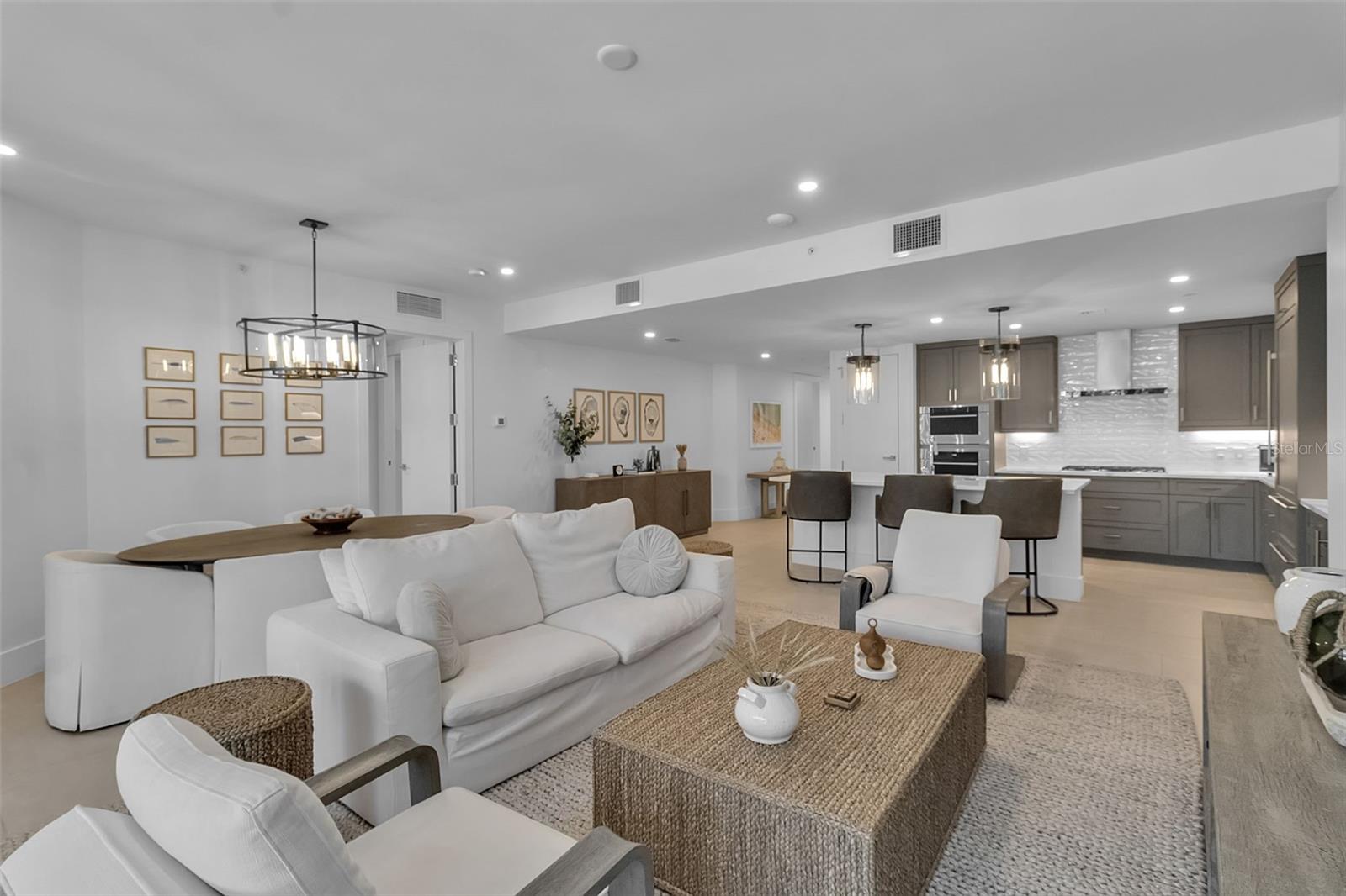 1035 Seaside Unit 308, Sarasota, FL 34242