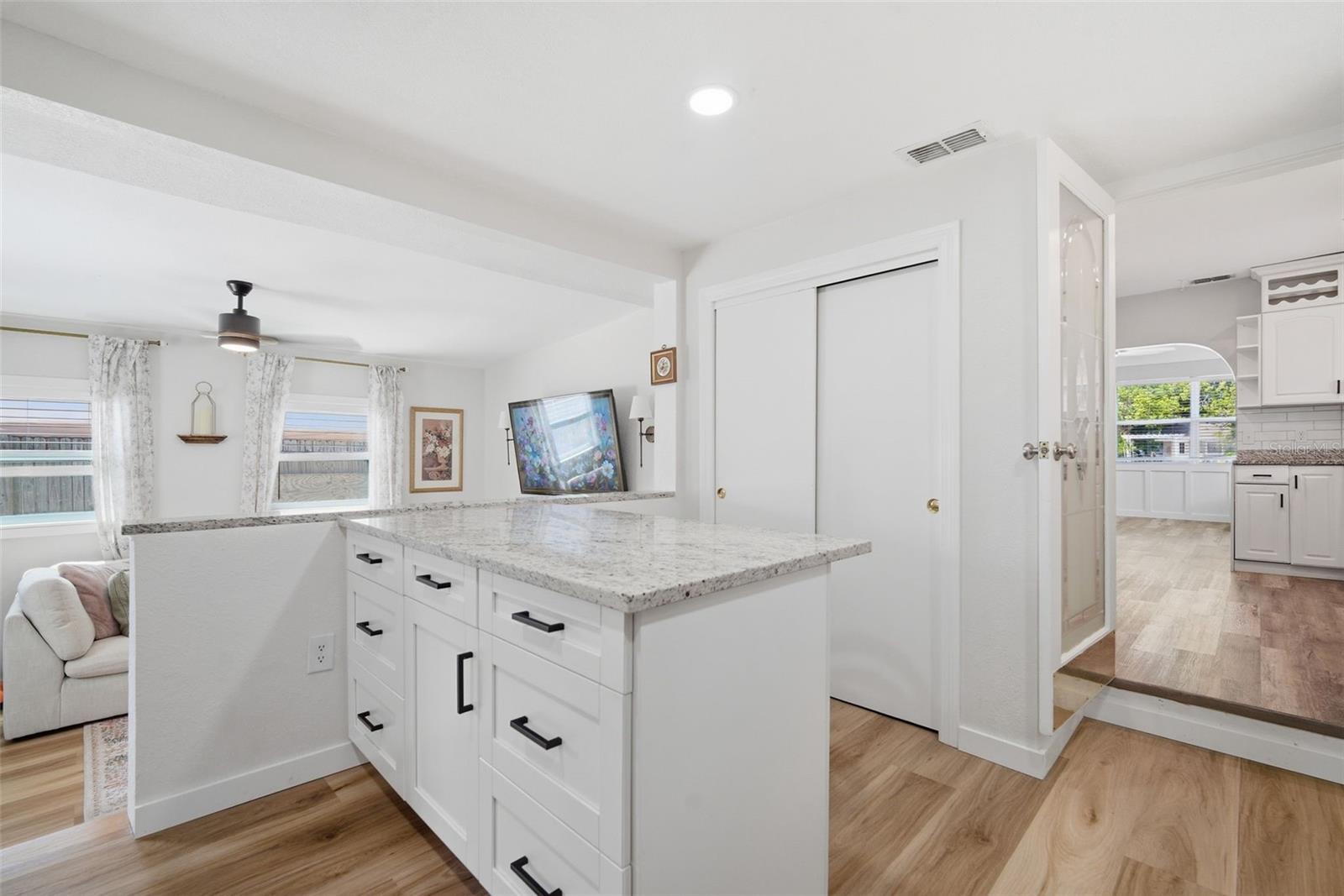 4120 Burlington, St Petersburg, FL 33713