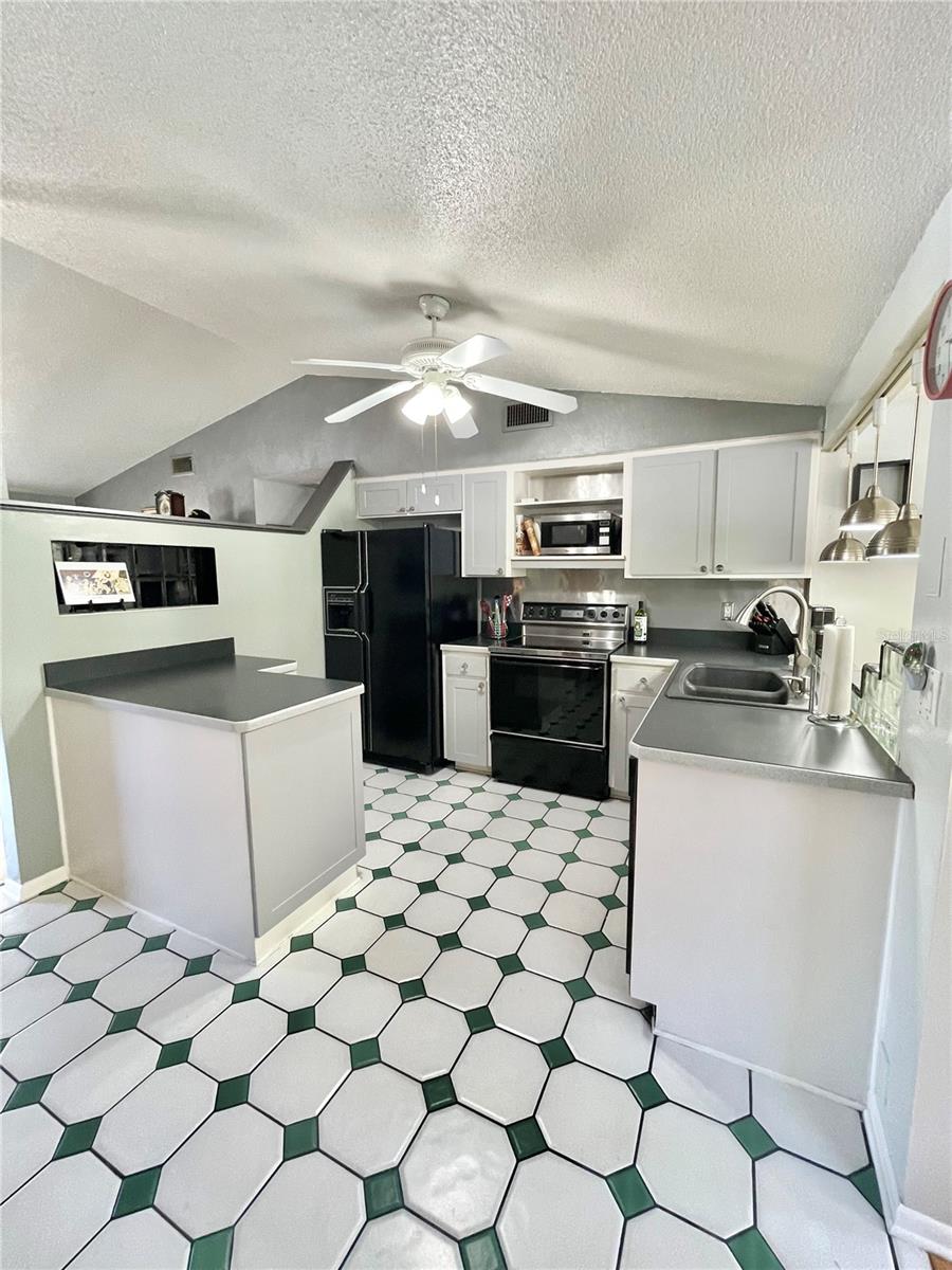 6944 Larchmont Ave, New Port Richey, FL 34653